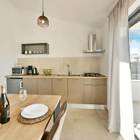 R2 Apartment By Residence Rudan Vizinada Exterior photo